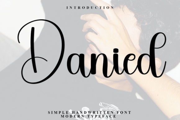 Danied: A Warm, Creative Font